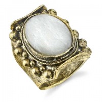 Low Luv Moon Stone Ring